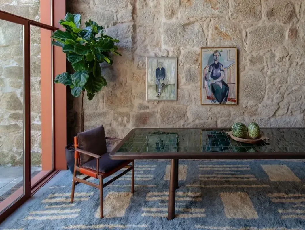 123S Sela Dining Armchair