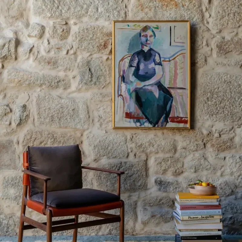 123S Sela Dining Armchair