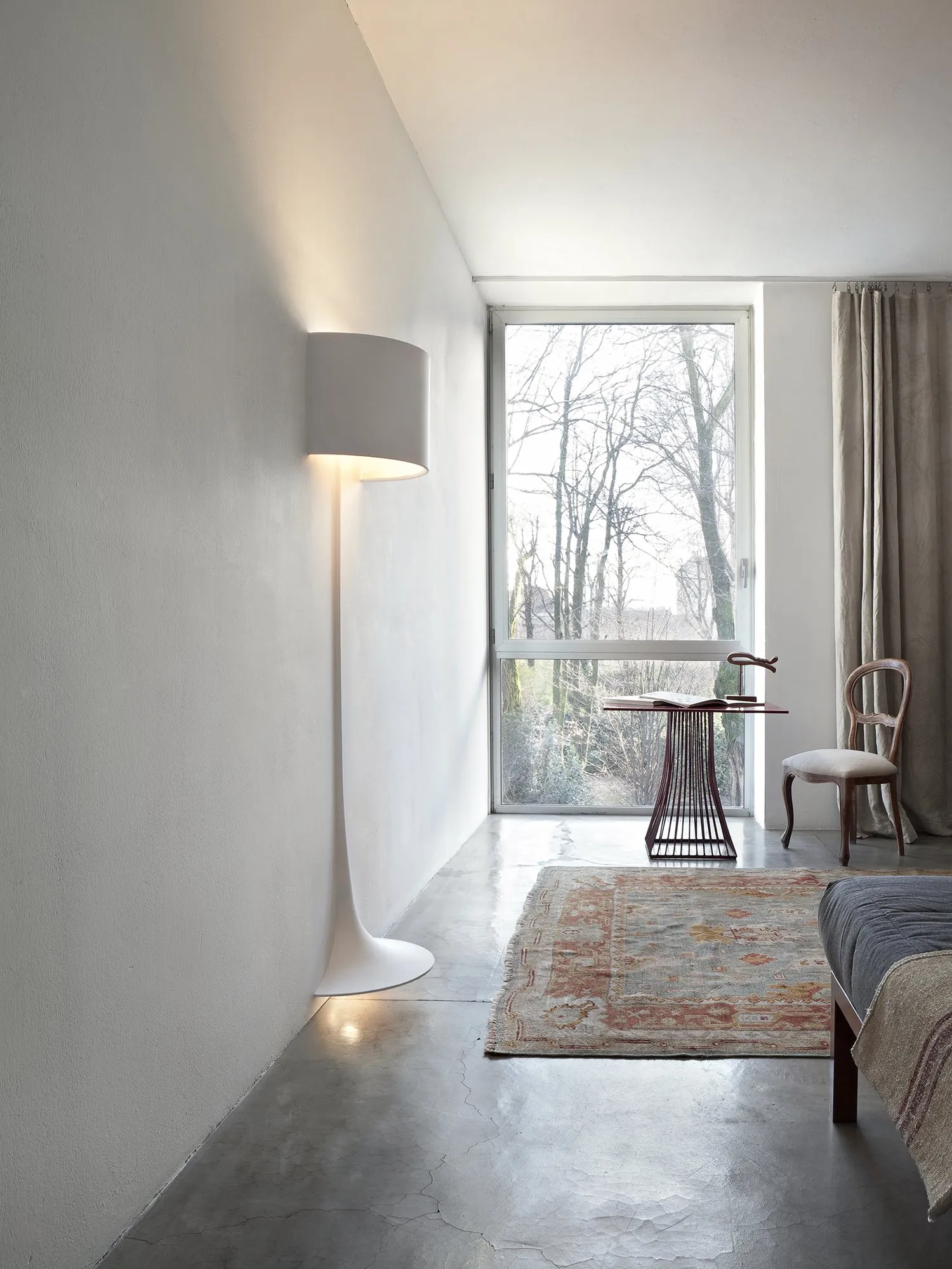 Soft Spun – Flos at Mesmetric