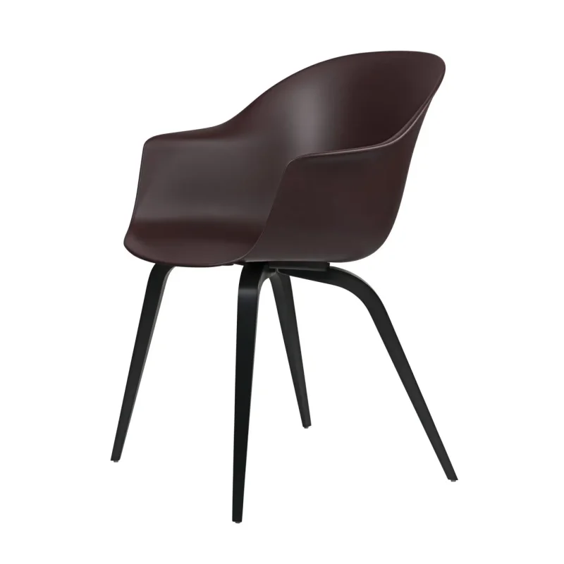 Bat dining wood base - Gubi.dk w Mesmetric