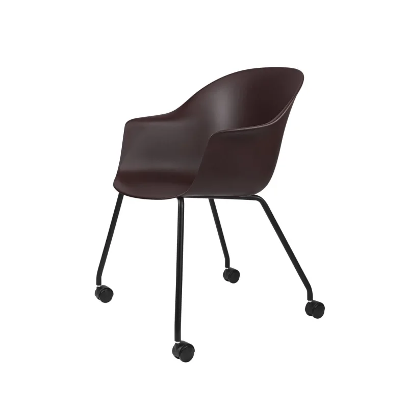 Bat meeting 4 legs w. castors - Gubi.dk w Mesmetric