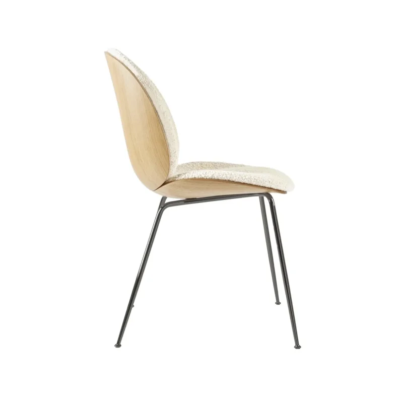 Beetle dining 3d veneer conic base - Gubi.dk w Mesmetric