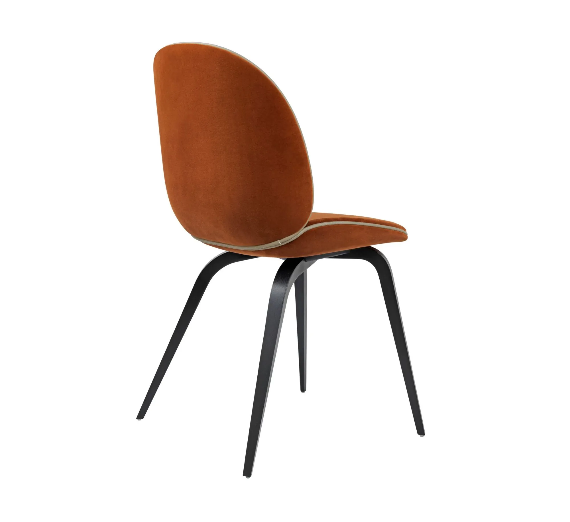 Beetle dining wood - Gubi.dk w Mesmetric