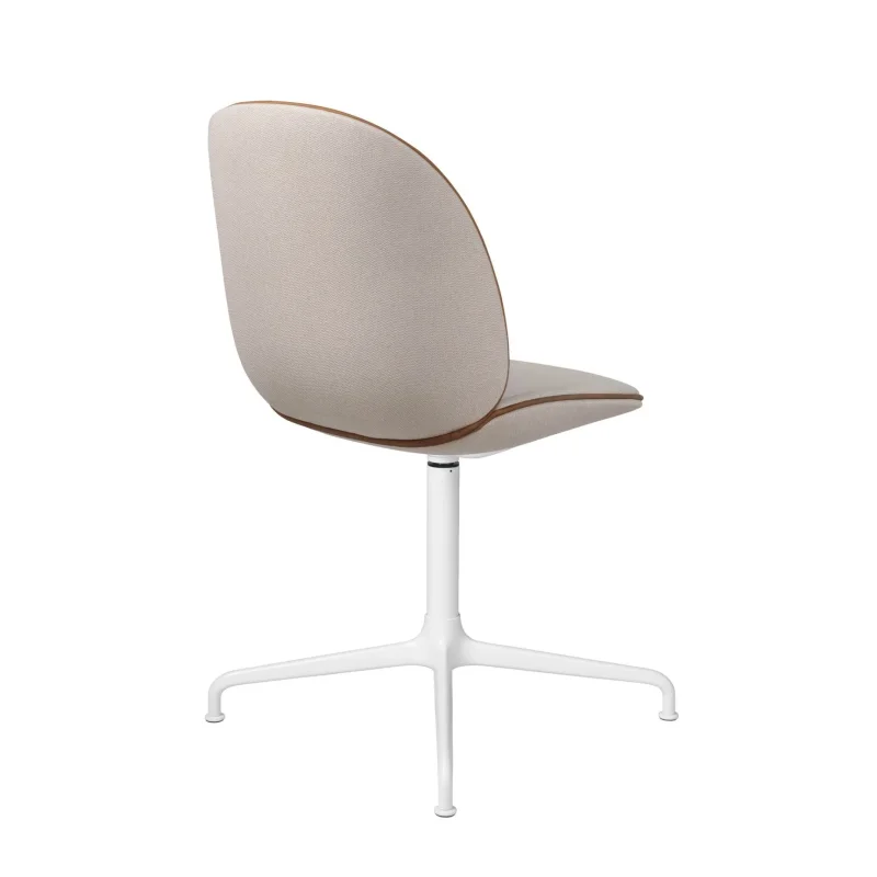 Beetle meeting swivel - Gubi.dk w Mesmetric