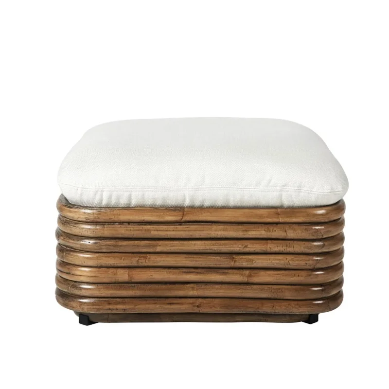 Bohemian 72 ottoman - Gubi.dk w Mesmetric