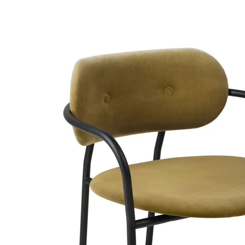 Coco lounge chair - Gubi.dk w Mesmetric