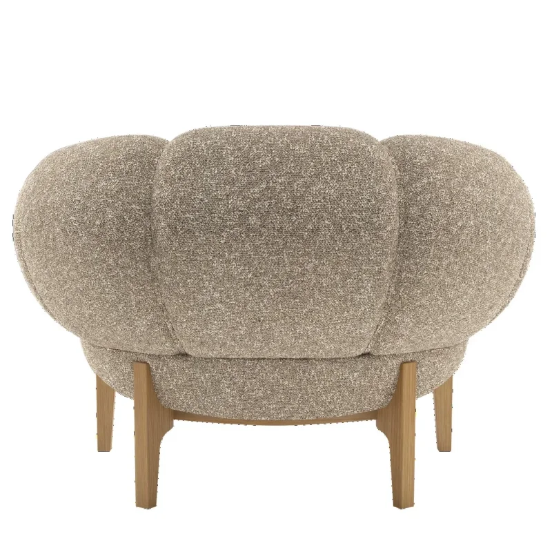 Croissant Lounge Chair - Gubi.dk w Mesmetric