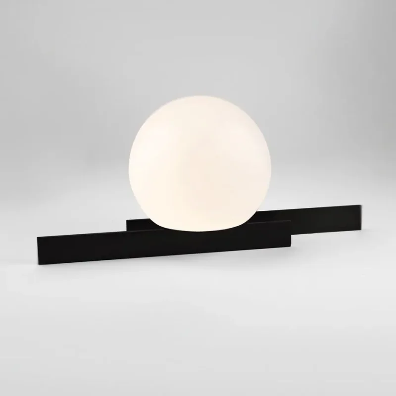 Somewhere In The Middle – Michael Anastassiades at Mesmetric