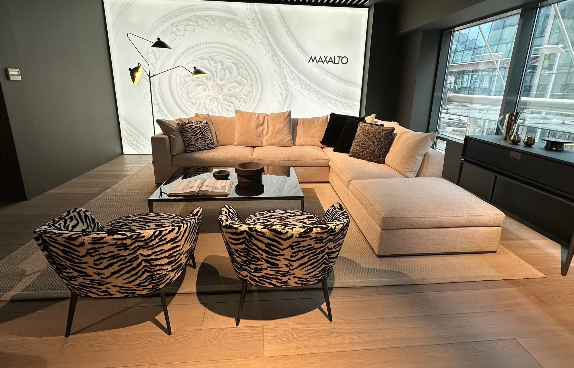 Caratos Low – Maxalto at Mesmetric