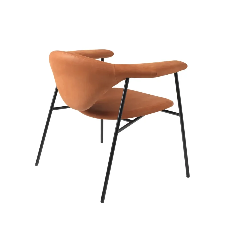 Masculo lounge 4 legs – Gubi.dk at Mesmetric