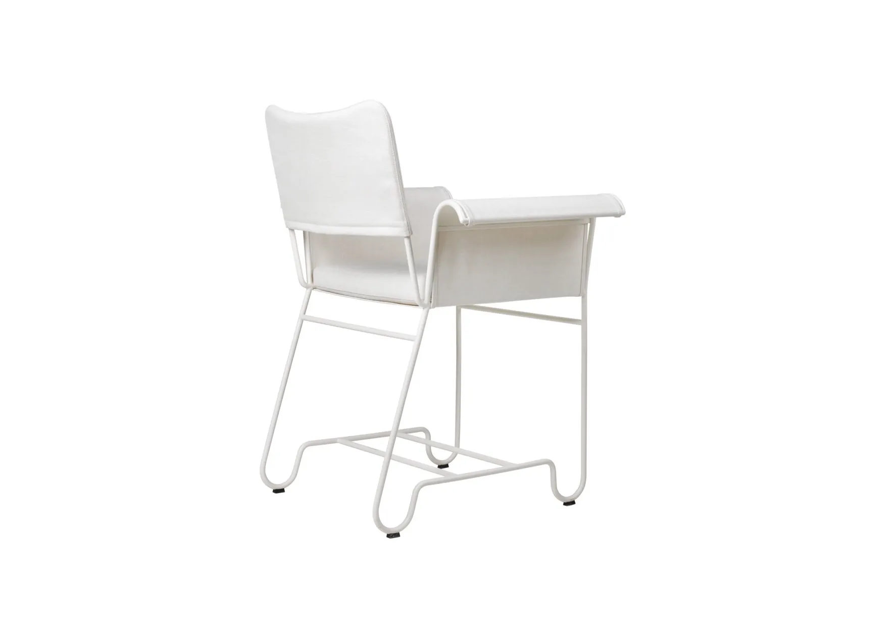 Tropique dining – Gubi.dk at Mesmetric