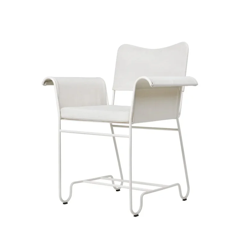Tropique dining – Gubi.dk at Mesmetric