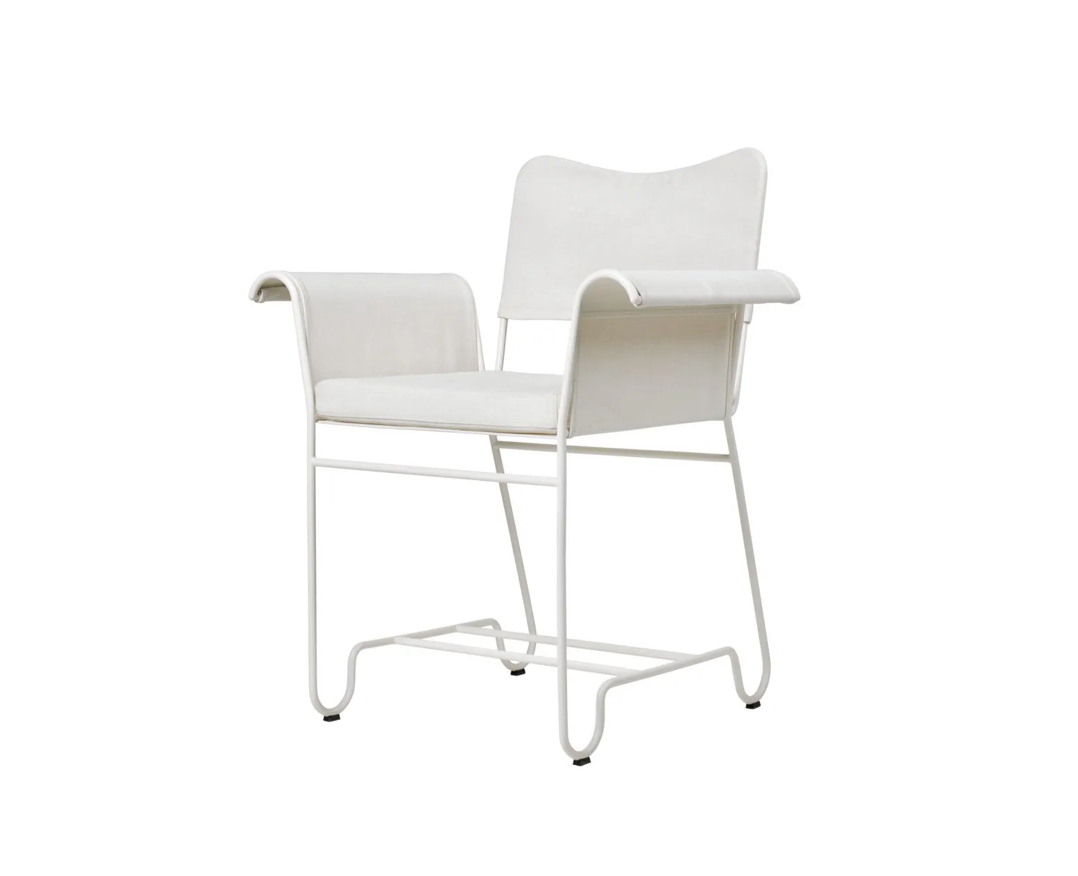 Tropique dining – Gubi.dk at Mesmetric