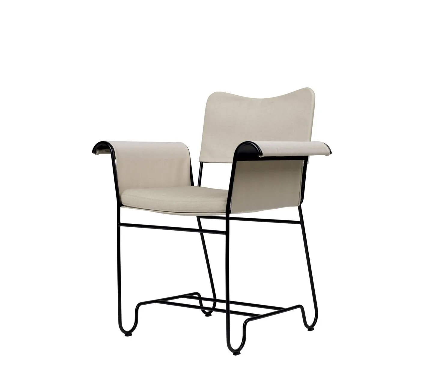 Tropique dining – Gubi.dk at Mesmetric