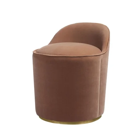 Tail lounge low – Gubi.dk at Mesmetric