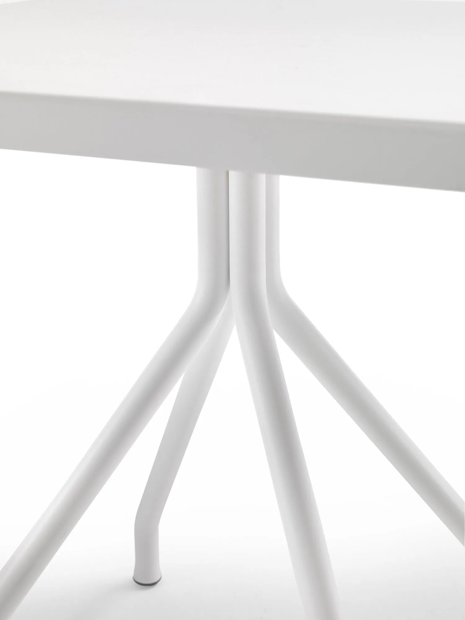 Academy Outdoor – Flexform at Mesmetric