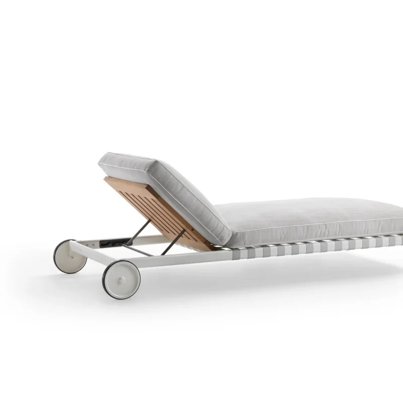 Atlante Daybed Outdoor – Flexform at Mesmetric