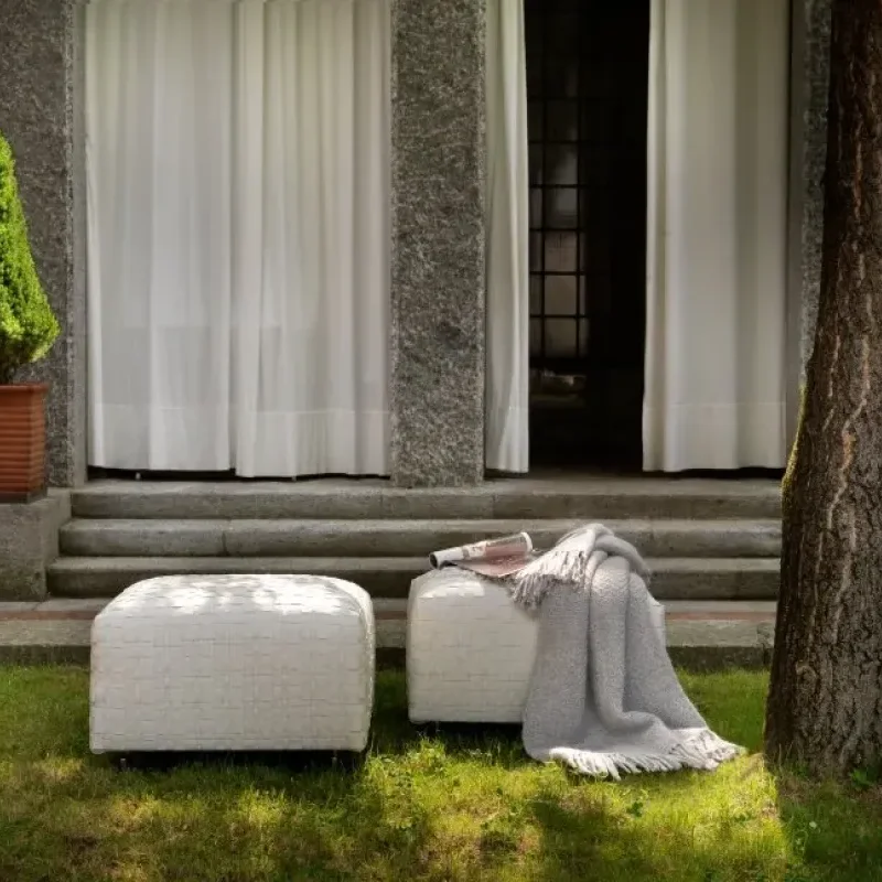 Bangkok Outdoor - Flexform w Mesmetric