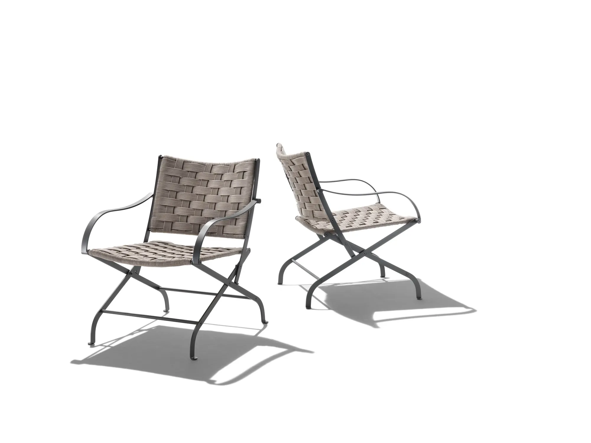 Carlotta Outdoor - Flexform w Mesmetric