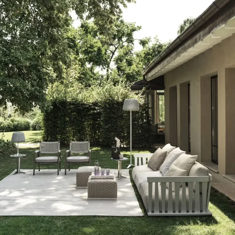 Dakota Outdoor – Flexform at Mesmetric