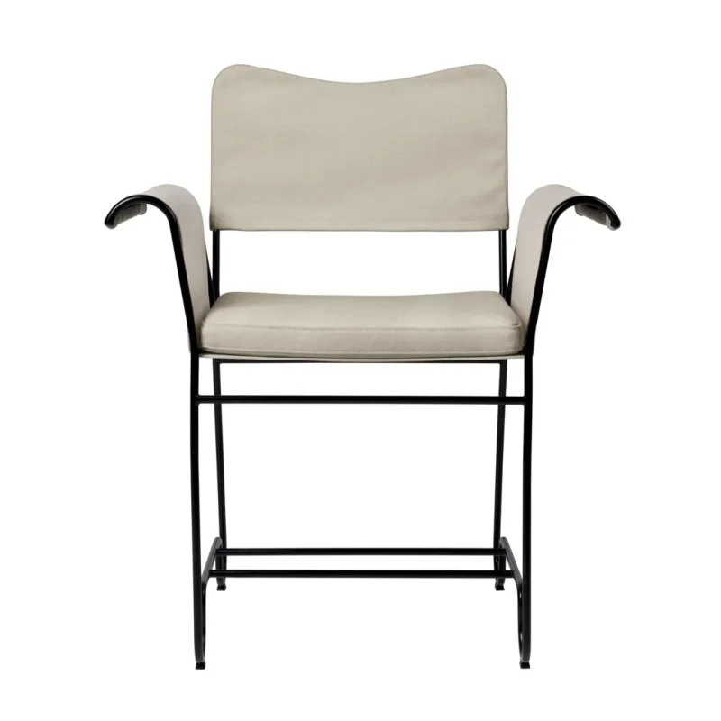 Tropique dining – Gubi.dk at Mesmetric