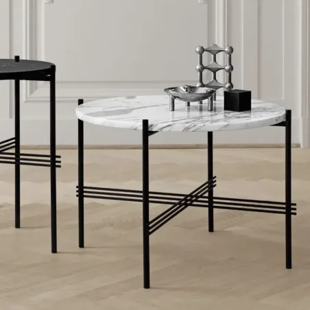 Ts side table - Gubi.dk w Mesmetric