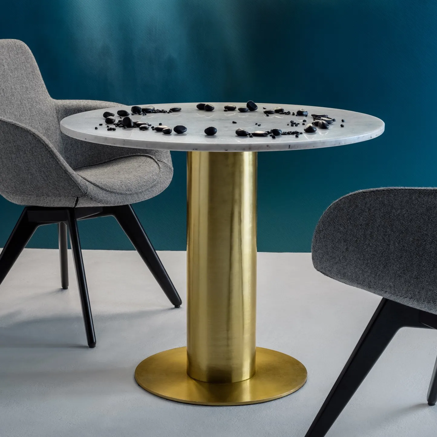 Tube Dining - Tom Dixon w Mesmetric