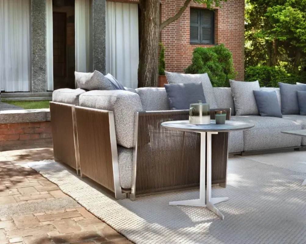 Fly Low Round Outdoor - Flexform w Mesmetric