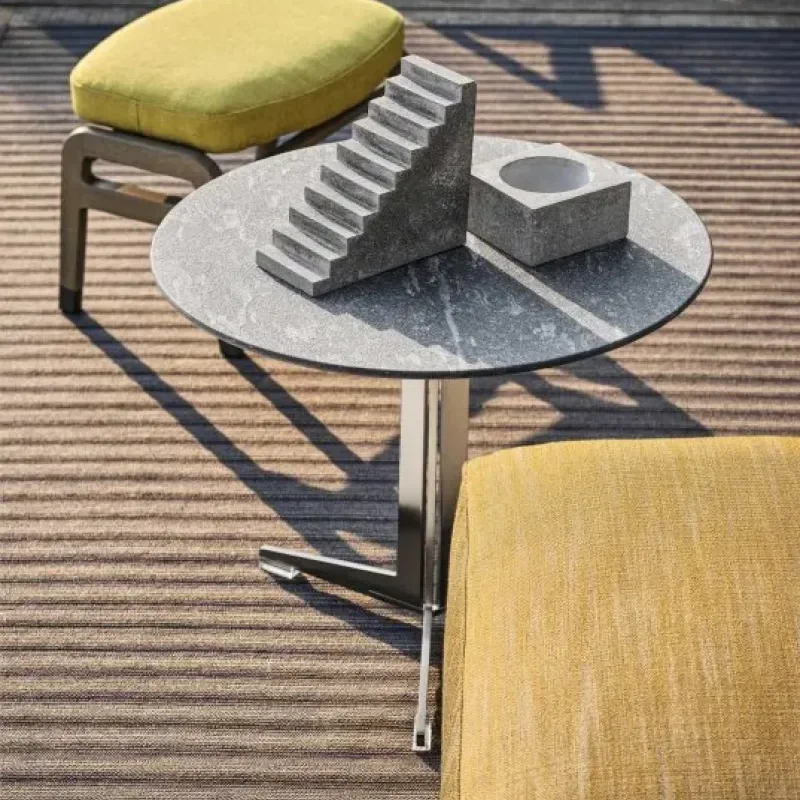 Fly Low Round Outdoor - Flexform w Mesmetric