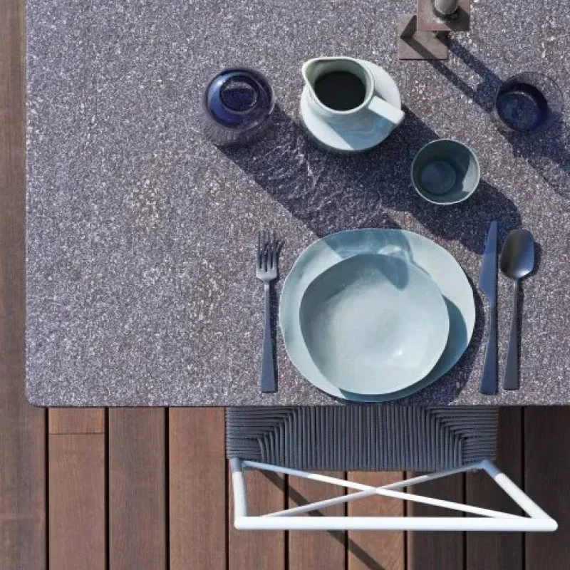 Fly Outdoor - Flexform w Mesmetric