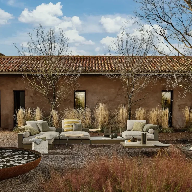 Hamptons Outdoor - Flexform w Mesmetric