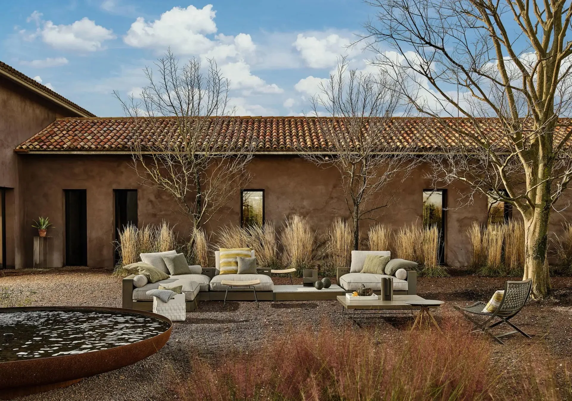 Hamptons Outdoor - Flexform w Mesmetric