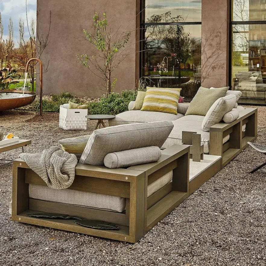 Hamptons Outdoor - Flexform w Mesmetric