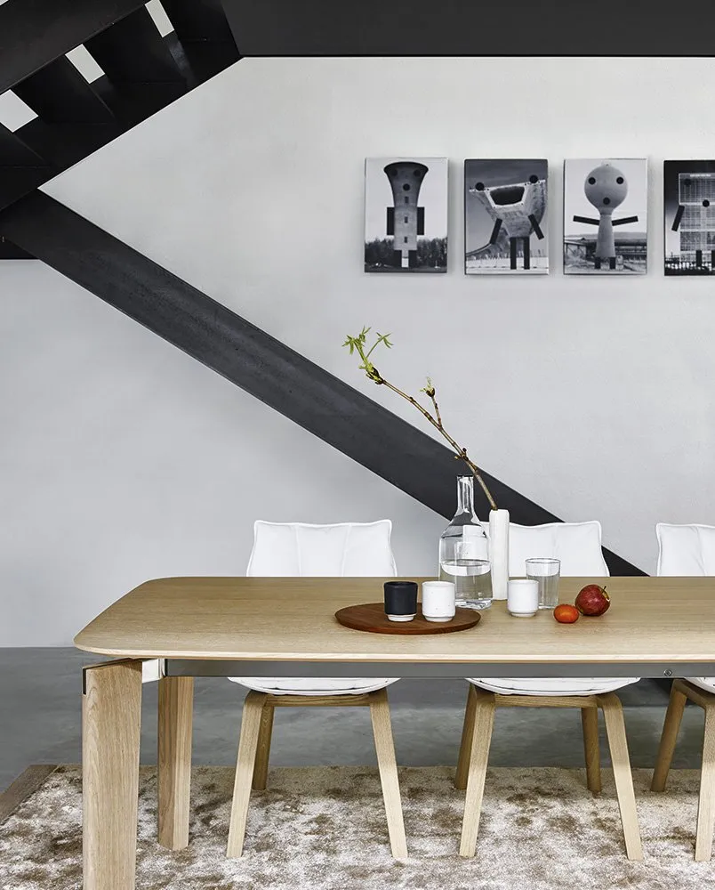 Husk – B&B Italia at Mesmetric
