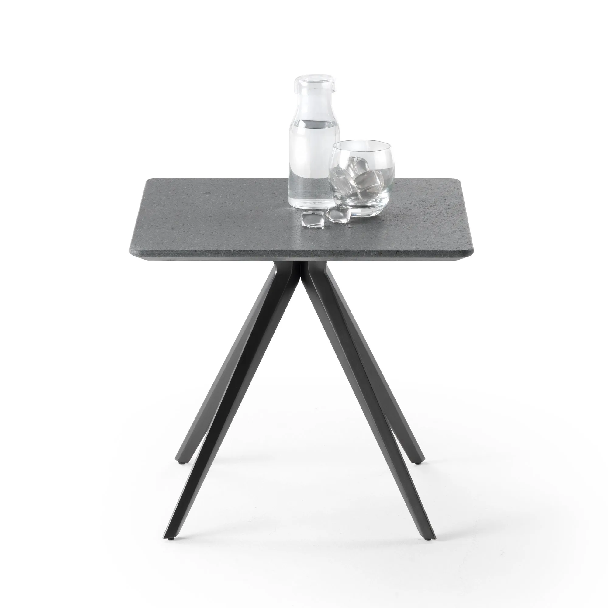 Zefiro Low Outdoor - Flexform w Mesmetric