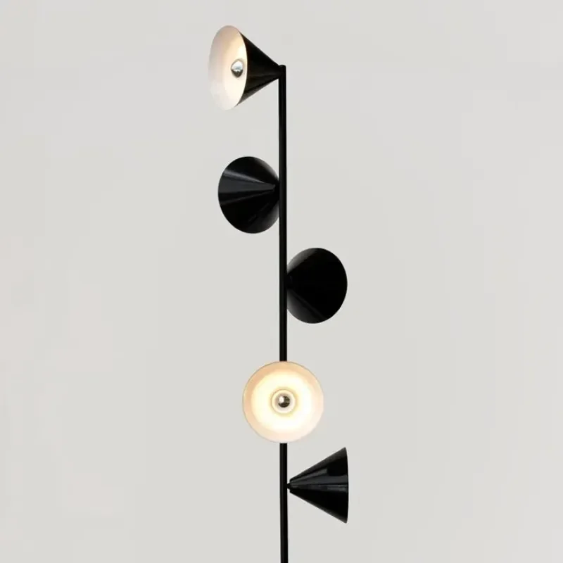 Vertical One - Atelier Areti w Mesmetric