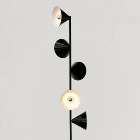Vertical One - Atelier Areti w Mesmetric