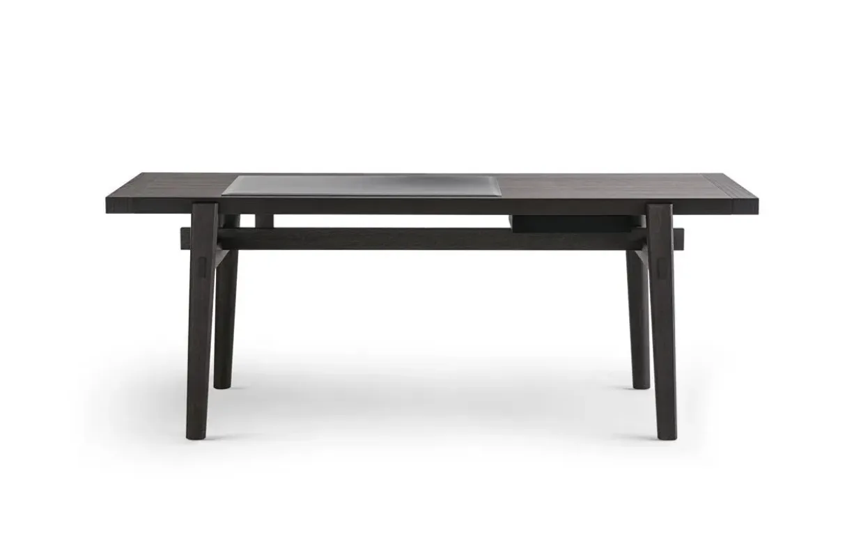 Home Hotel Desk – Poliform at Mesmetric