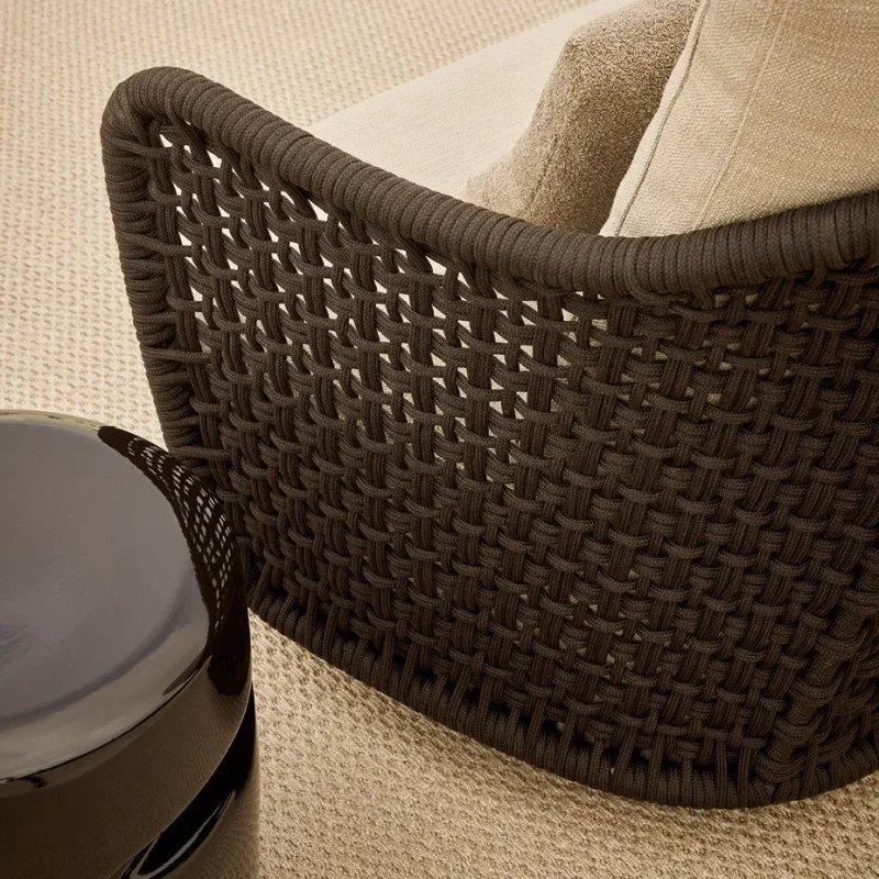 Mad Out Sofa Outdoor