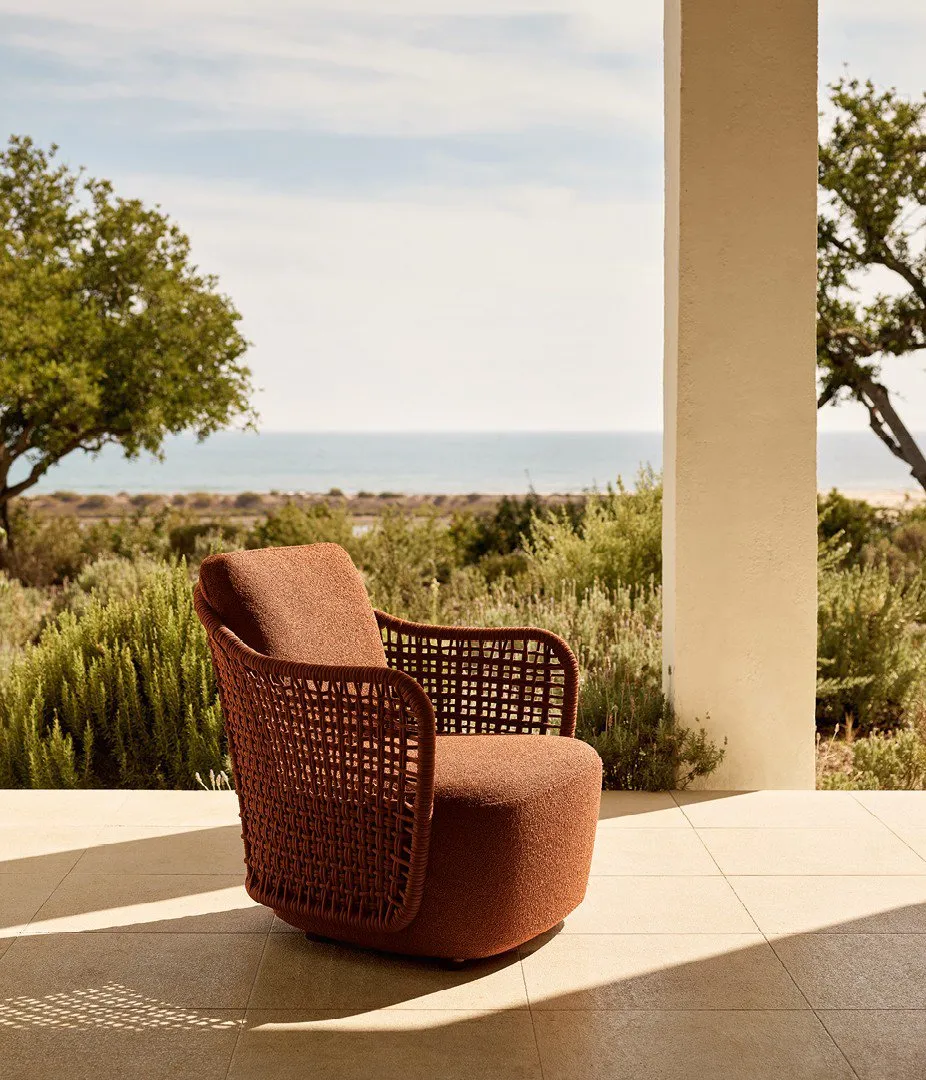 Mad Out Armchair Outdoor