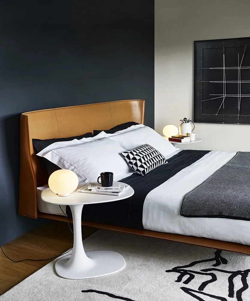 Alys - B&B Italia w Mesmetric