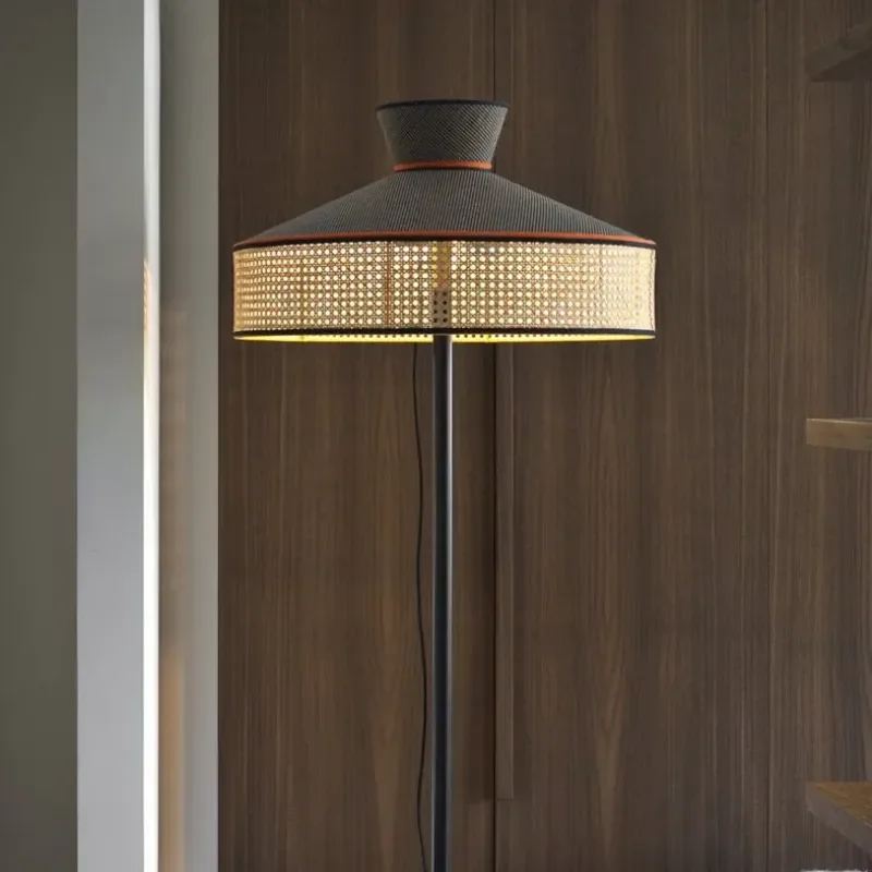 Wagasa – By servomuto - Gebrüder Thonet Vienna w Mesmetric
