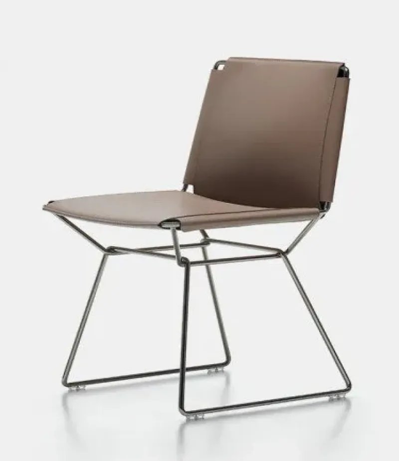 Neil Leather Chair - MDF Italia w Mesmetric