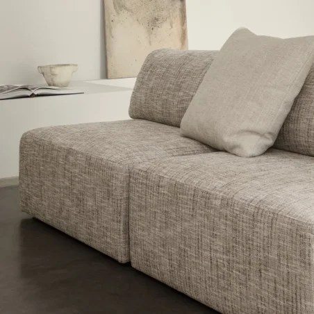 Wonder linear sofa