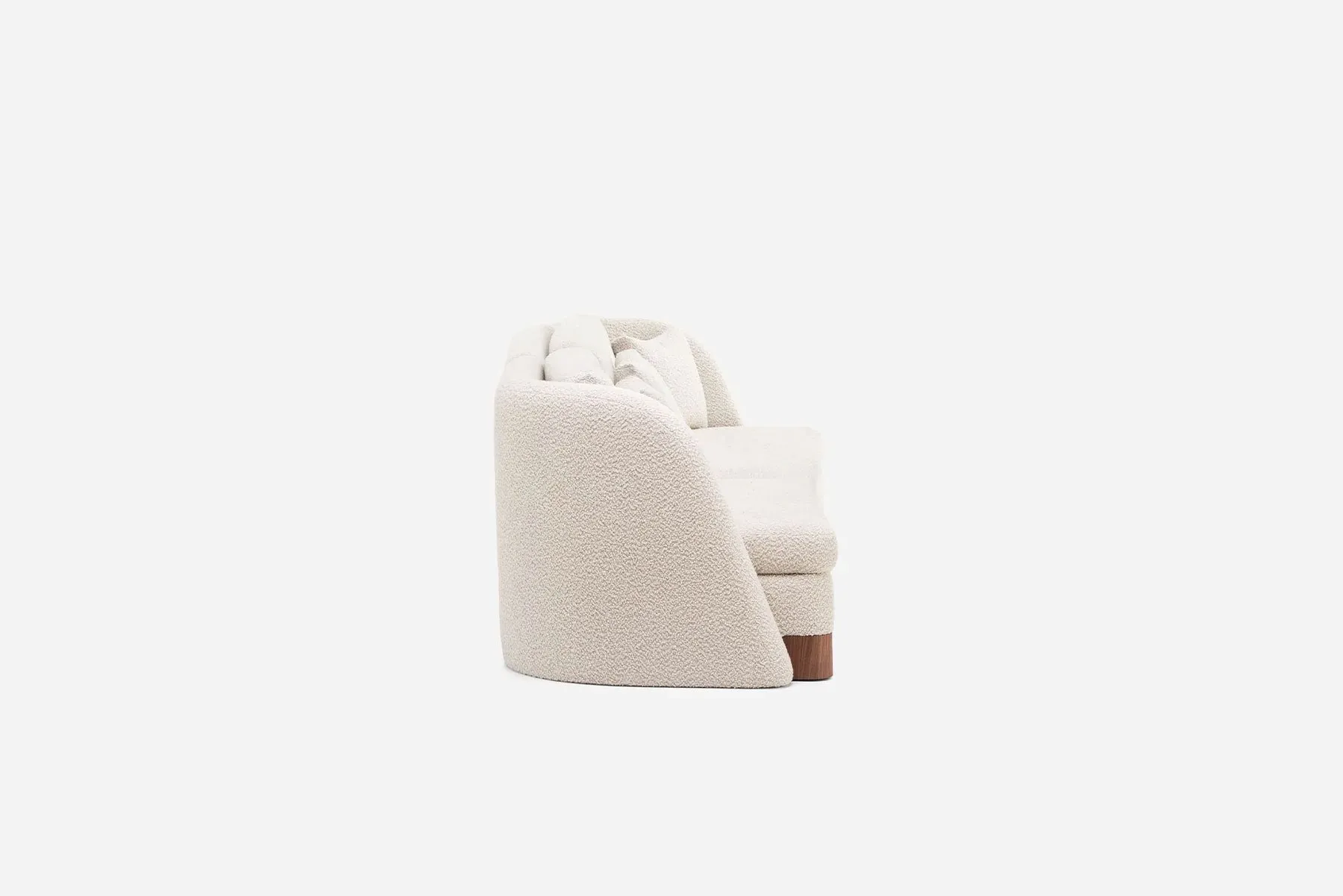 182 Albireo Sofa – De La Espada at Mesmetric