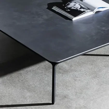 Slim Coffee Table H37