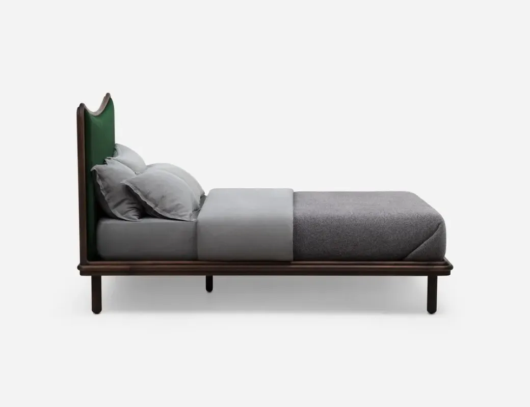 061 Carlton Bed – De La Espada at Mesmetric