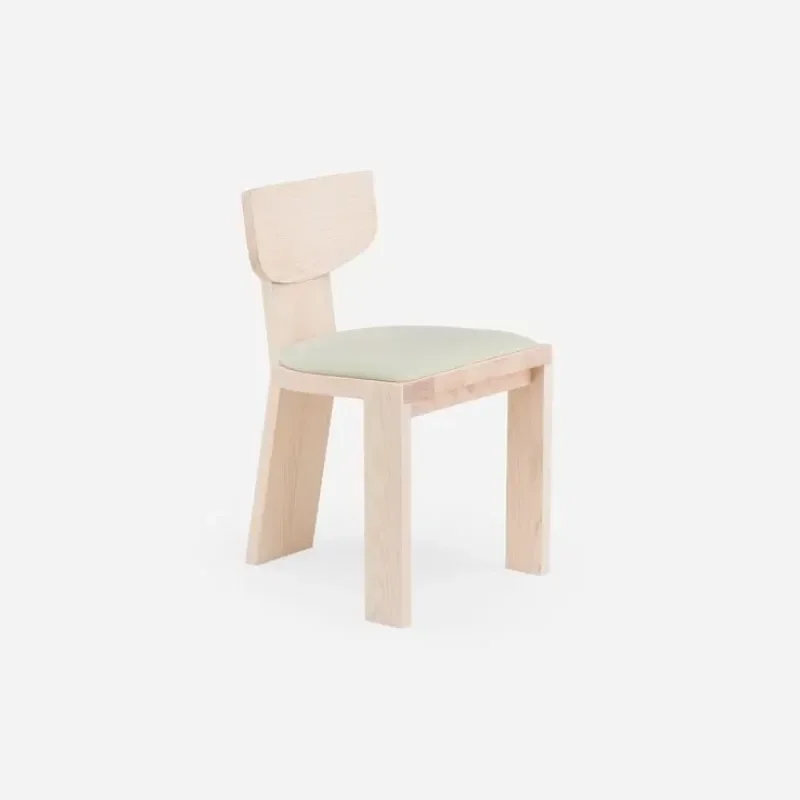 171Y Vega B Chair – De La Espada at Mesmetric