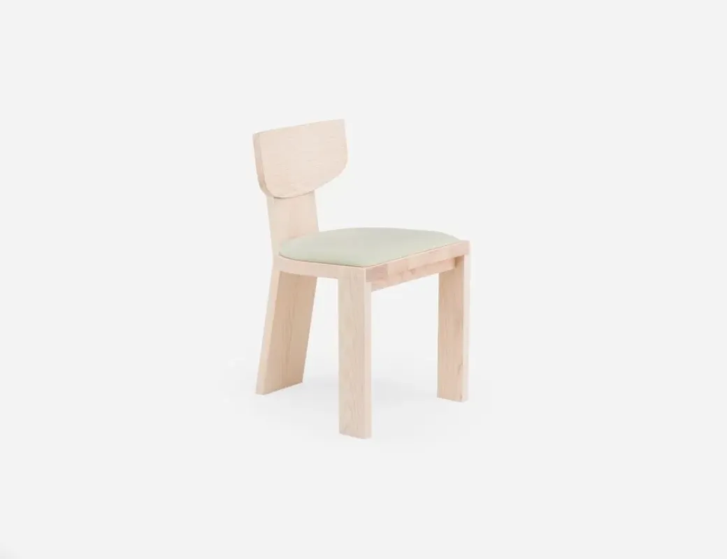 171Y Vega B Chair – De La Espada at Mesmetric