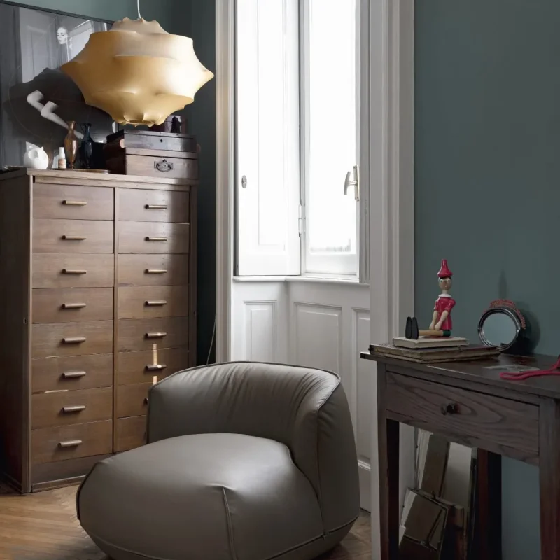 Brioni – Kristalia at Mesmetric